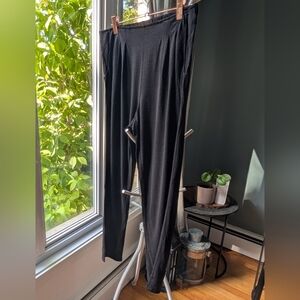 115-MarlaWynne Black Pleated Pants